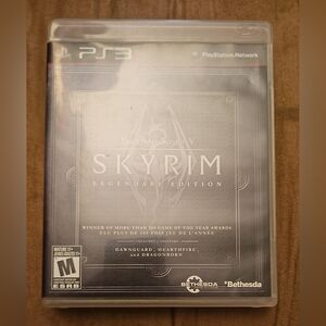 The Elder Scrolls V: Skyrim Legendary Edition (Sony PlayStation 3, 2013)